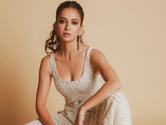 Ravishing Looks Of Kriti Kharbanda In White